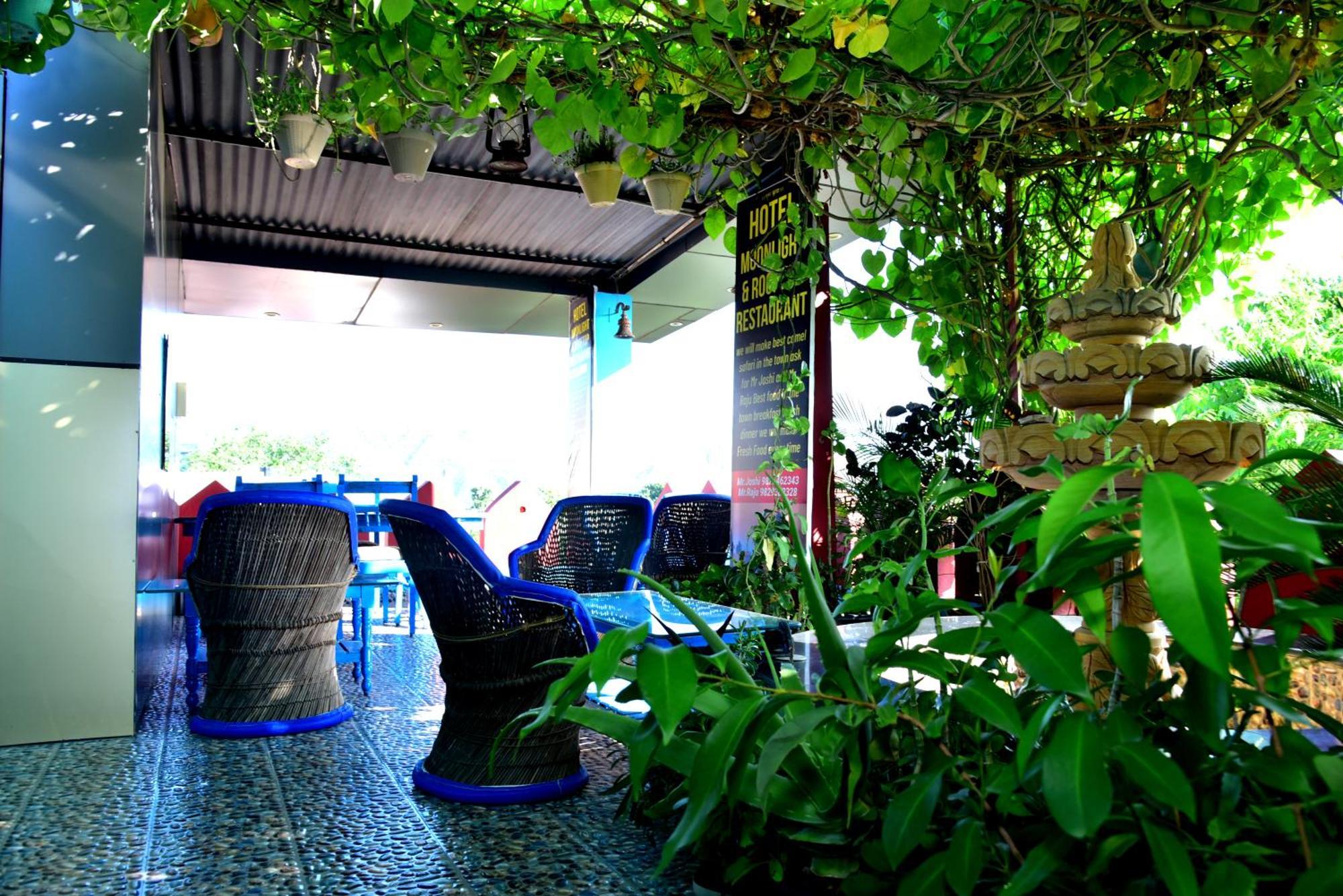 Hotel Moon Light Pushkar Ngoại thất bức ảnh
